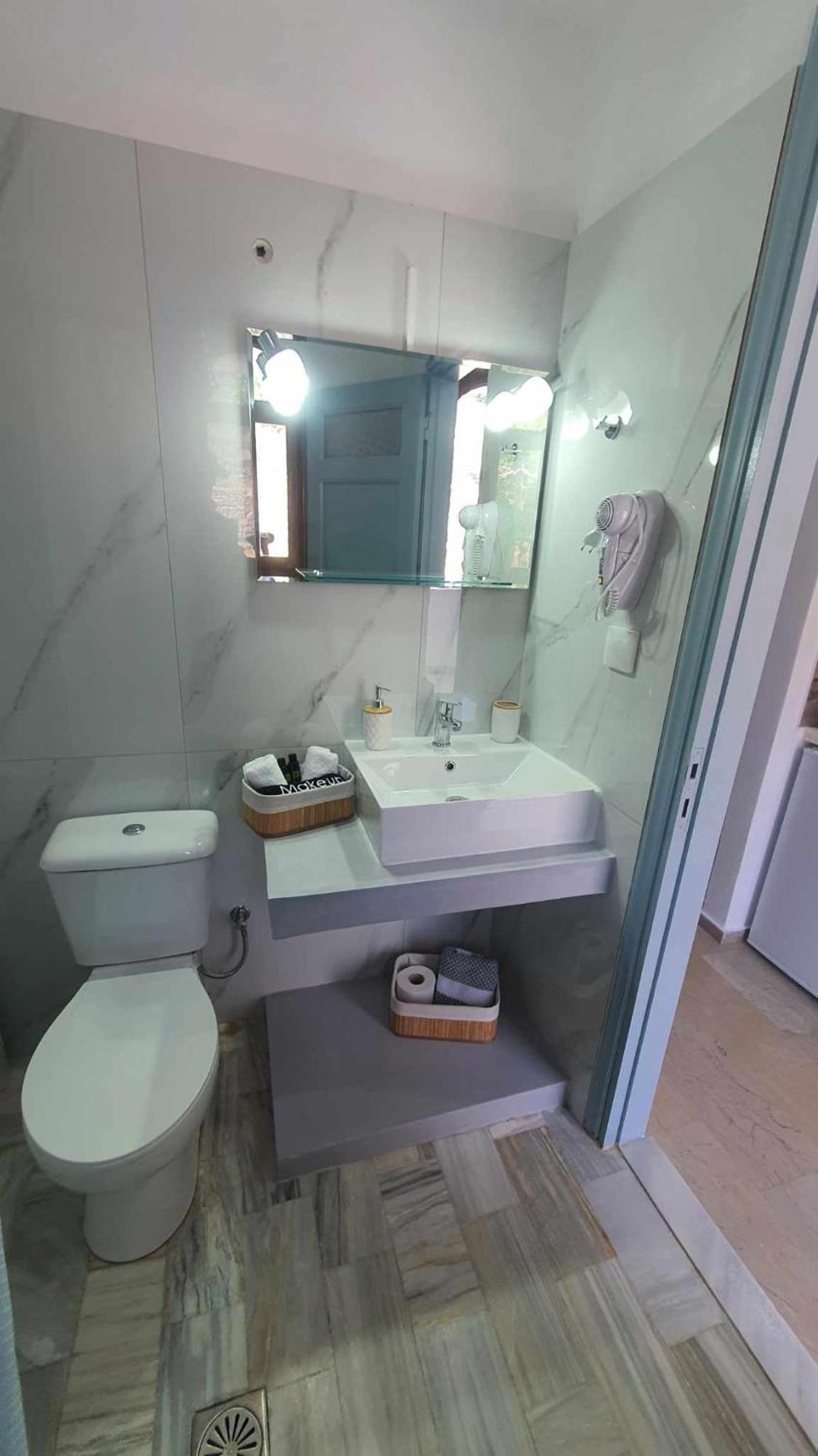 Australia Apartments Kalymnos Town Екстер'єр фото