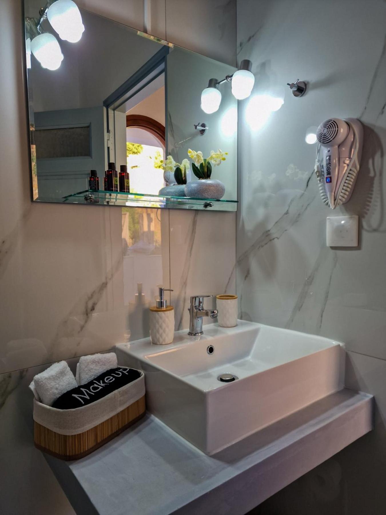Australia Apartments Kalymnos Town Екстер'єр фото