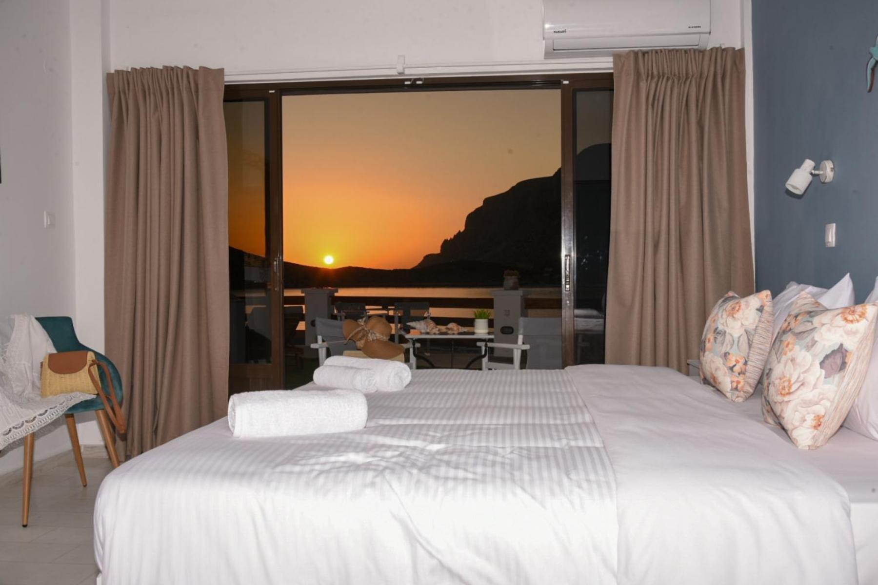 Australia Apartments Kalymnos Town Екстер'єр фото